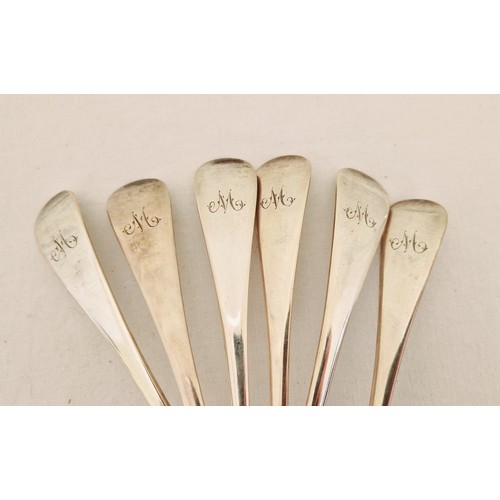 257 - Silver flatware, a set of six Sheffield 1907 Old English pattern dessert spoons, monogrammed M, c. 1... 