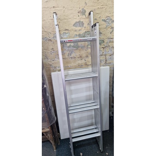 412 - Aluminium extending ladder and folding plastic top table