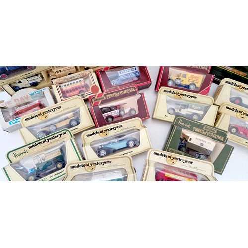 224 - Qty of model Yesteryear and other boxed model vehicles