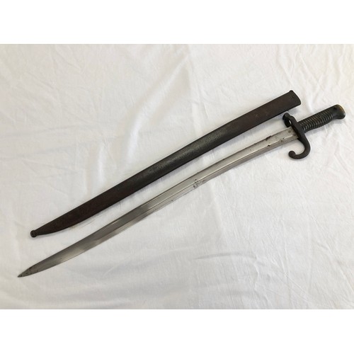 167 - French 1866 Chassepot sword bayonet, stamped C 67191 on the hilt and 32618 to the metal scabbard, in... 