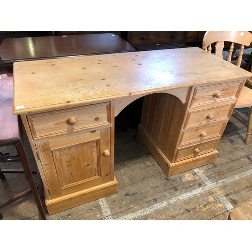 321 - Pine pedestal desk with drawers and cupboard to base