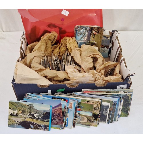 13 - Box of loose photographic postcards and large qty of loose tea cards