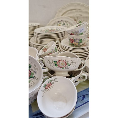 53 - Large qty of Royal Doulton Malvern dinnerware