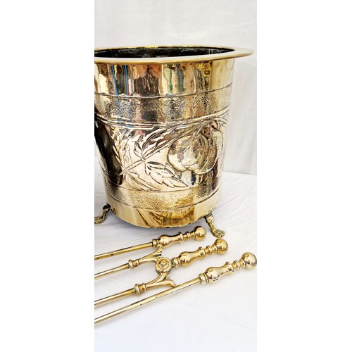 80 - Art Nouveau cylindrical brass coal bucket with embossed decoration, fire companions and copper warmi... 