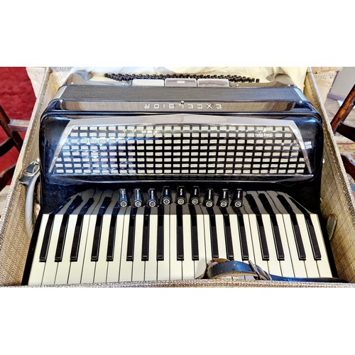 142 - Excelsior cased piano accordion