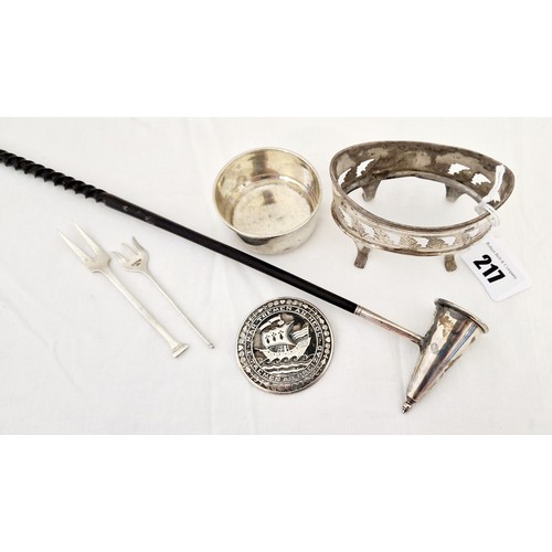 217 - A collection of six various silver items incl. a Birmingham 1966 toddy ladle with ebonised barley tw... 