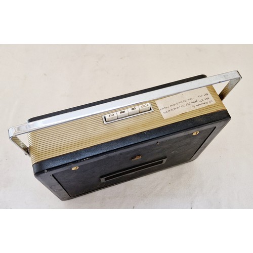 113 - Pye vintage transistor radio