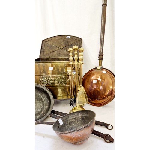 62 - Qty of copper and brass ware incl. fire companions, coal box and copper saucepans etc