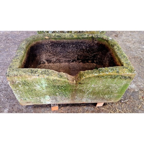 400 - D-ended stone trough approx. 103 cm (w) x 67 cm (d) x 45 cm (h)