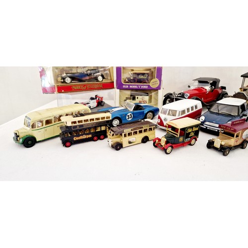 242 - Qty of boxed and loose model vehicles incl. Models of Yesteryear