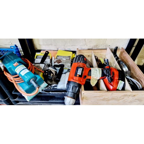 367 - Qty of hand tools including Black and Decker sander etc