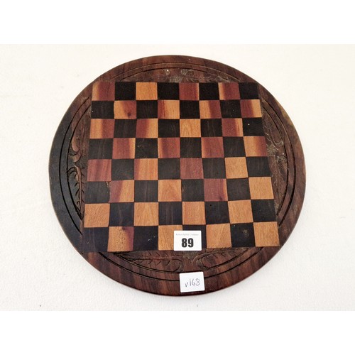 89 - Circular hardwood reversible backgammon and chess board