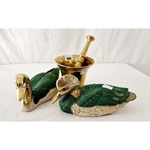 106 - Brass pestle & mortar and pair of Thomas Blakemore brass mounted ducks