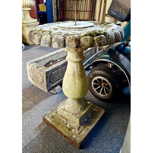 313 - Simulated stone pedestal sundial