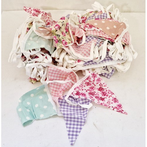 122 - Box of fabric pattern bunting approx. 100 metres
