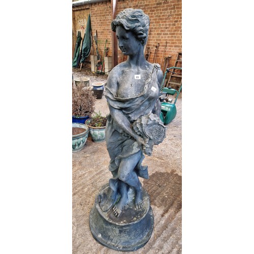 65 - Plastic classical water carrier fountain approx. 155cm tall