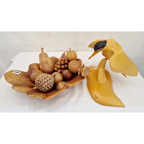 224 - Treen bowl, fruits and bird figurine