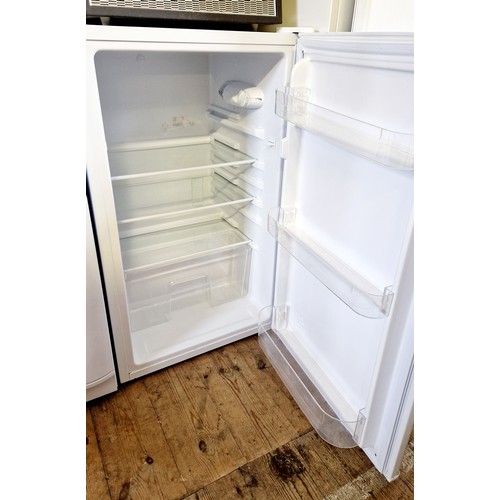 374 - Refrigerator