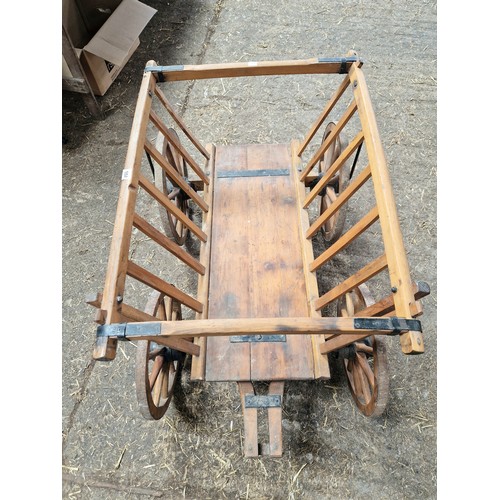 557 - Bavarian wooden hand cart