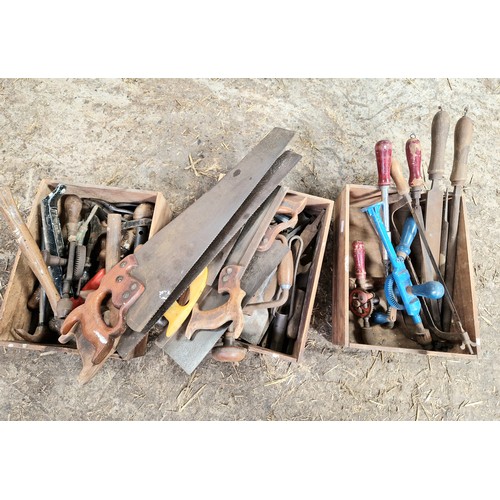 564 - Qty of vintage woodworking tools, saws etc