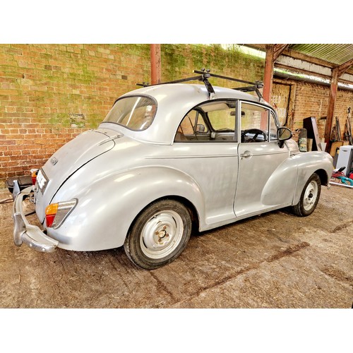 606 - Morris Minor 1000 Reg MFU 131F with spare bonnet, fuel tank and accessories. MOT exempt