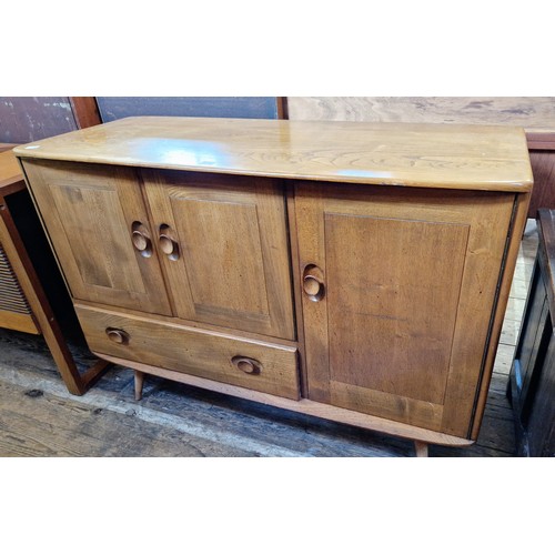 478 - Ercol Windsor sideboard with 2 shelved cupboards, inner cutlery drawer and draw to base