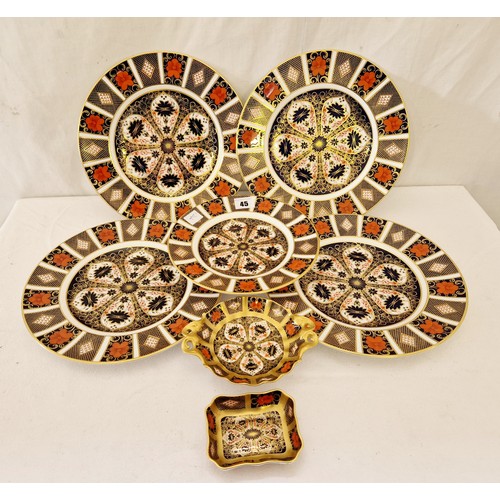 45 - Seven pieces of Crown Derby Imari