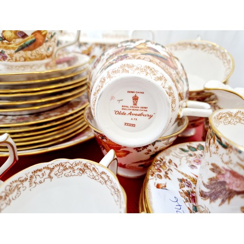 75 - Quantity of Royal Crown Derby Olde Avesbury tea and coffee ware