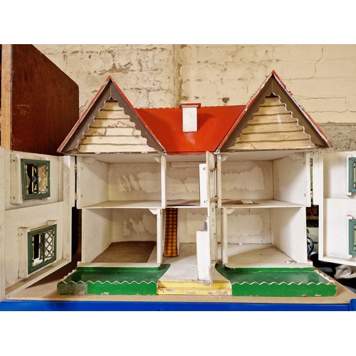 200 - Vintage twin gable wooden dolls house