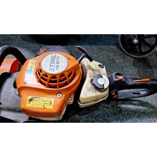 422 - Stihl HS81TC petrol hedge cutters