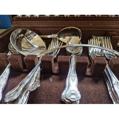 141 - Canteen of Sheffield United Cutlery, EPNS King's Pattern cutlery