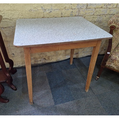 366 - Vintage elm rectangular kitchen table with a Formica top