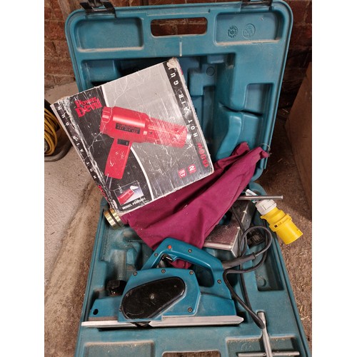 485 - Cased Makita 110V sander and Power Devil hot air gun