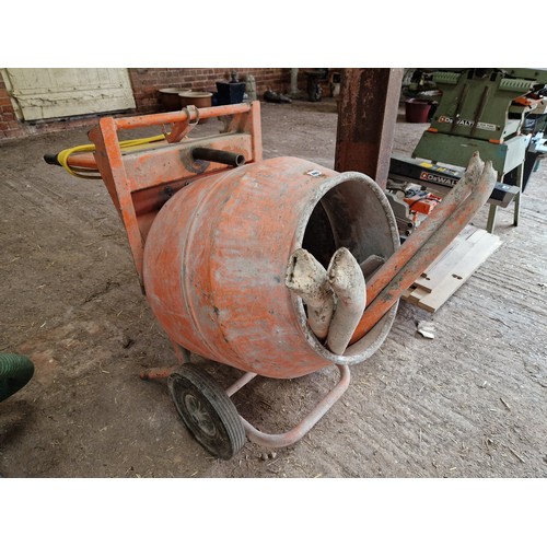 495 - Belle Minimix 150, 110V concrete mixer