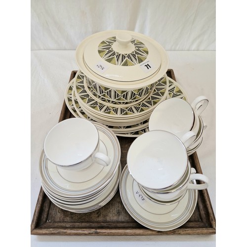 71 - Qty of Wedgwood Robert Minkin Diamond vintage dinner ware and Wedgwood Pacific Stripe lustre ware