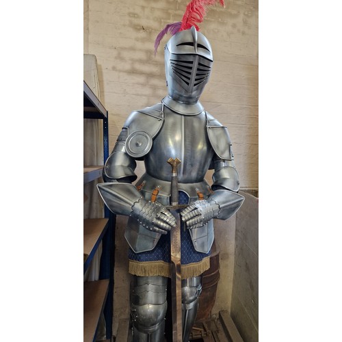 131 - Armadura Siglo XVI suit of armour approx. 175cm tall