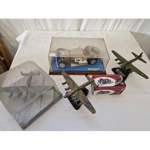 257 - Diecast models incl. 2 Lancaster's; B17 flying fortress; Mercedes Benz SSK etc