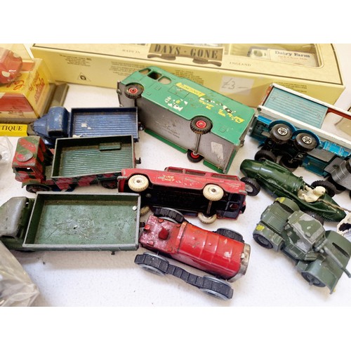 258 - Quantity of loose and boxed reproduction and vintage vehicles including Matchbox, Super King, Dinky ... 