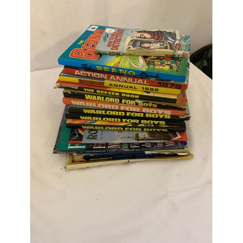 13 - Bundle of children's vintage annuals including Beano, Warlord etc