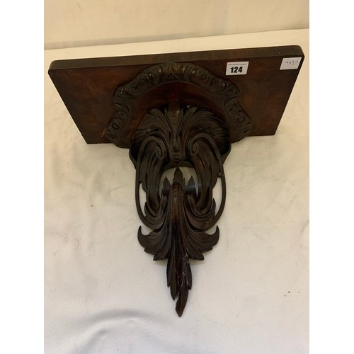 124 - Foliate carved mahogany wall bracket (damaged)