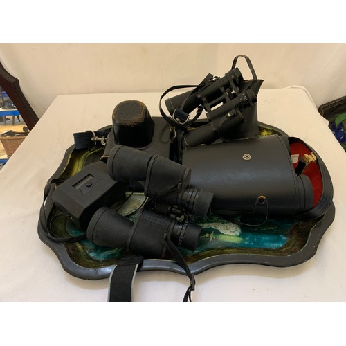 165 - 2 cameras and 3 pairs of binoculars comprising vintage Zenit-B camera Kodak instamatic 133, spare le... 