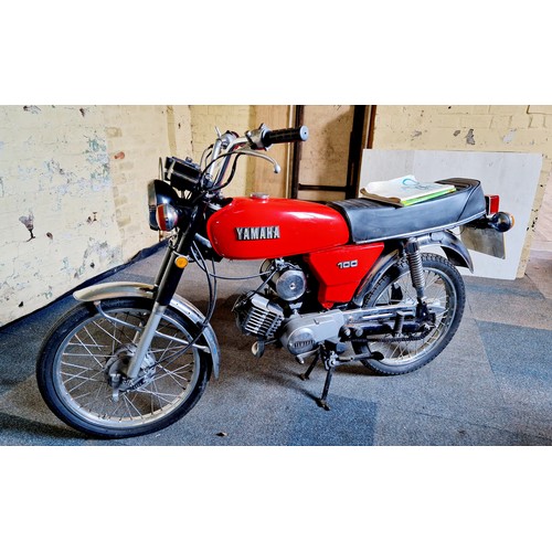 282 - Yamaha 100 motorcycle 1983 Reg: SOL 259Y for restoration or repair