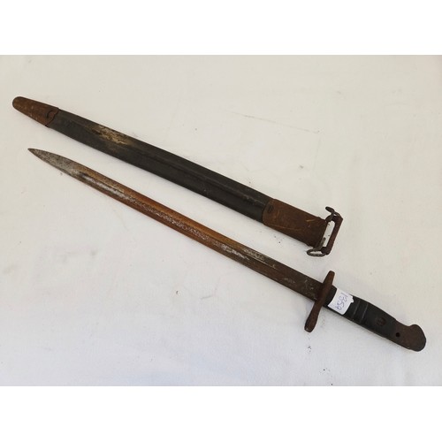 137A - A U.S. WWI 1917 bayonet by Remington, the ricasso stamped with date and maker's mark (rusted and in ... 