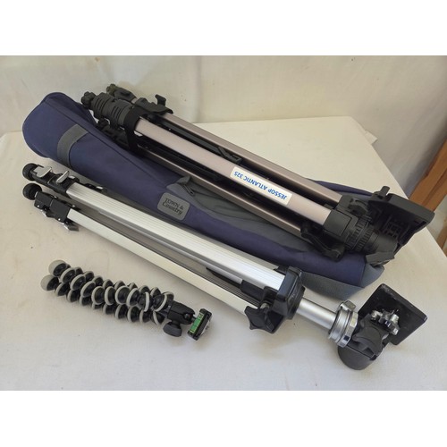 164 - Two photographic tripods incl. Jessop Atlantic 325