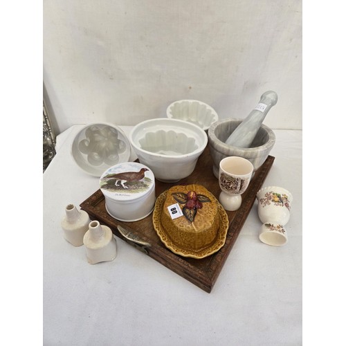 80 - Vintage stoneware jelly moulds, pie chimneys, Shorter Bros butter dish etc