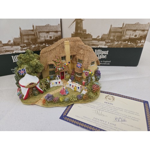 86 - Lilliput Lane, 3 boxed with deeds incl. Old Scrumpy Farm, The Golden Jubilee and Pen Pals