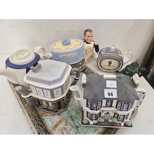 94 - Collection of 7 various novelty ornamental teapots