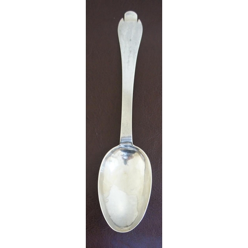 103 - A Channel Islands silver Trefid spoon late 17th century, by LC, Jersey circa 1760-1800, the reverse ... 