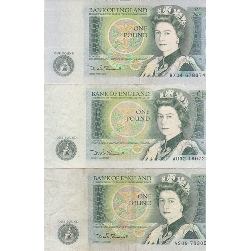 95 - Two five pound and five one pound English banknotes