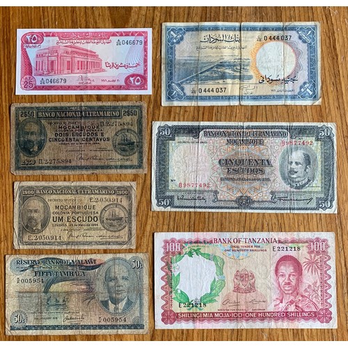 20 - World banknotes, Tanzania, Rwanda, Algeria, Malawi, Sudan and others (16).